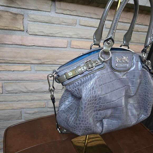 🐢 COACH Sophia.  Gray Croc Embossed Chain Link Versitile Bag - Picture 6 of 14
